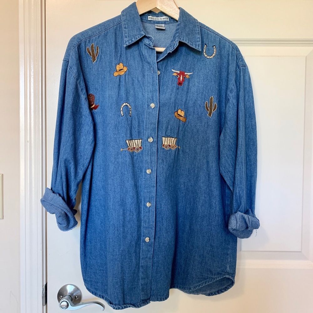 Maggie and max cow boy embroiders denim shirt M